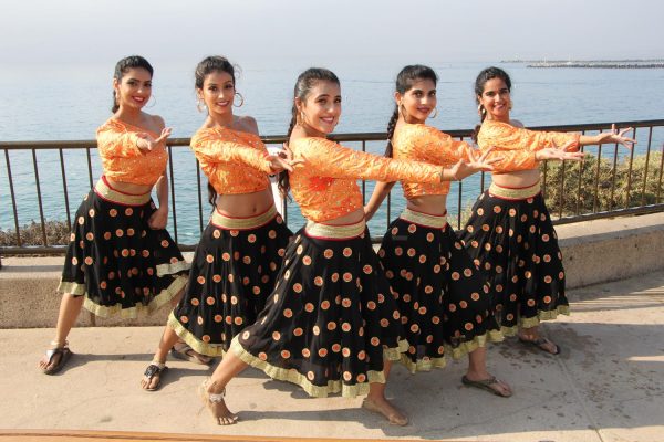 Bollywood Dance Instructors Tustin